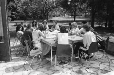 Preparation Seminar in Kladow - A group of people are sitting at the table